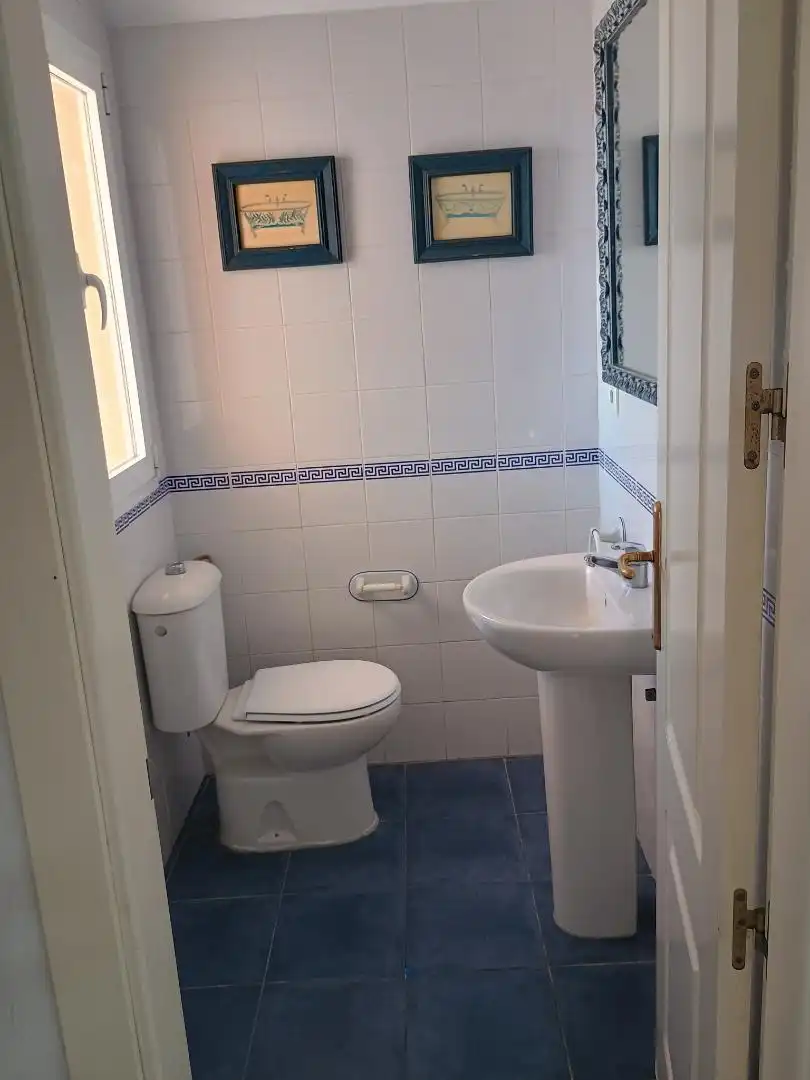 Attic for sale in Avenida Alcalde Jesús Mantaras, 7, Chapín - Campus Universitario - Navinco Bathroom of Attic for sale in Jerez de la Frontera with Air Conditioner, Terrace and Swimming Pool