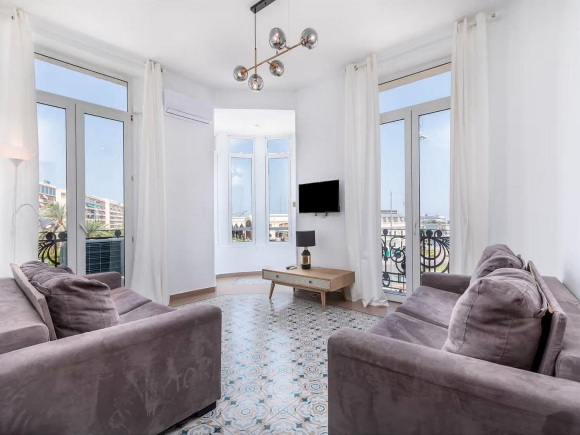 Living room of Flat to rent in  Valencia Capital  with Air Conditioner, Furnished and Balcony