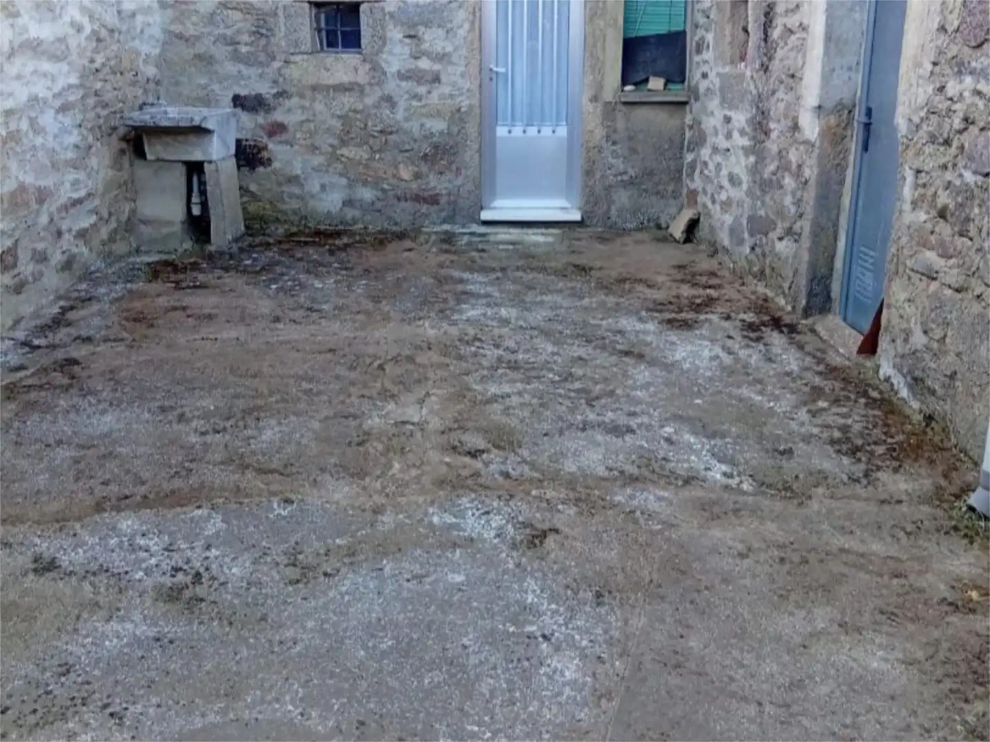 Finca rústica en venda a Calle Tomás de la Puente, 16, Yecla de Yeltes Jardí de Finca rústica en venda en Yecla de Yeltes amb Calefacció i Moblat