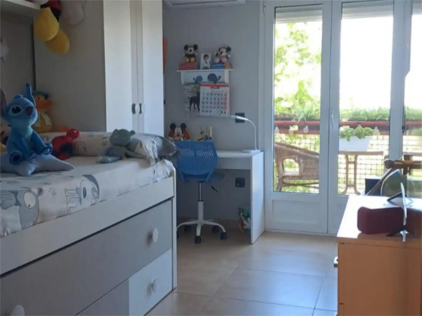 Piso de alquiler en Calle Juanito Valderrama, 17, Ctra. Circunvalación - La Magdalena