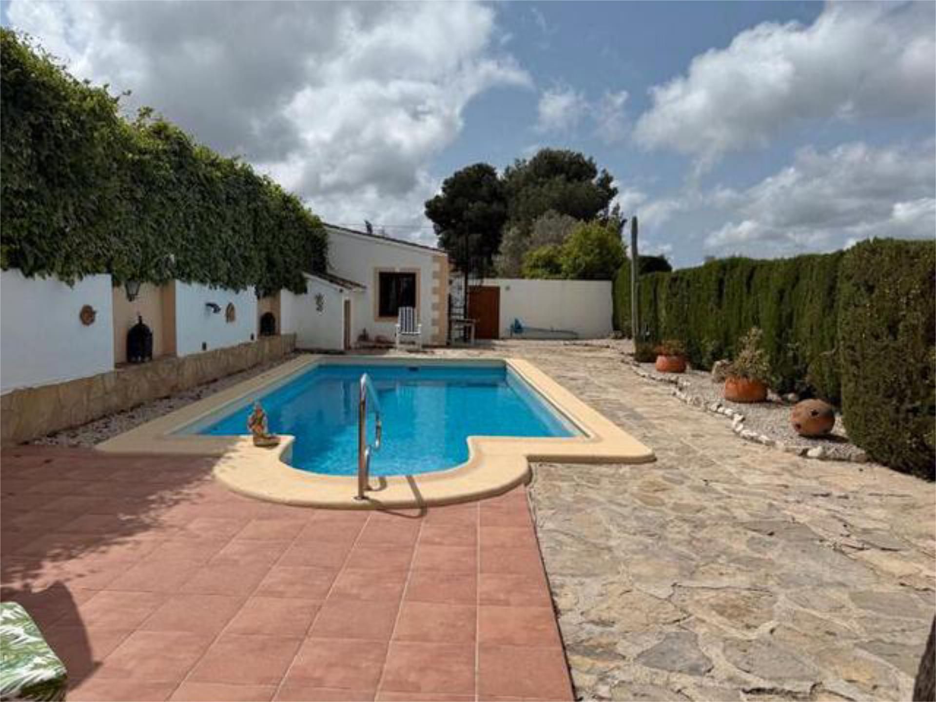 Piscina de Casa adosada en venda en Teulada amb Calefacció, Jardí privat i Terrassa