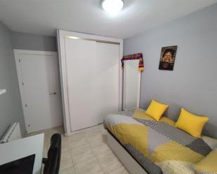 Dormitori de Pis en venda en Villanueva de la Cañada amb Aire condicionat, Terrassa i Balcó