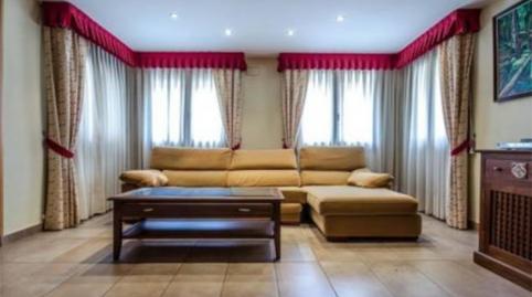 Casa o chalet en venta en Calle Endina Larrés, 5, Sabiñánigo Centro - Aurín, Huesca - imagen 4 Foto 4 de Casa o chalet en venta en Calle Endina Larrés, 5, Sabiñánigo Centro - Aurín, Huesca