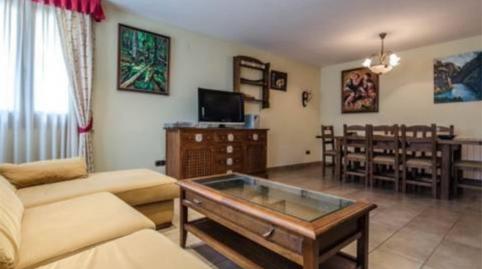 Casa o chalet en venta en Calle Endina Larrés, 5, Sabiñánigo Centro - Aurín, Huesca - imagen 5 Foto 5 de Casa o chalet en venta en Calle Endina Larrés, 5, Sabiñánigo Centro - Aurín, Huesca