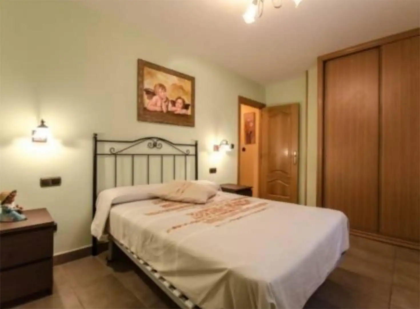 Houses for sale in Calle Endina Larrés, 5, Sabiñánigo Bedroom of Houses for sale in Sabiñánigo with Air Conditioner, Terrace and Balcony