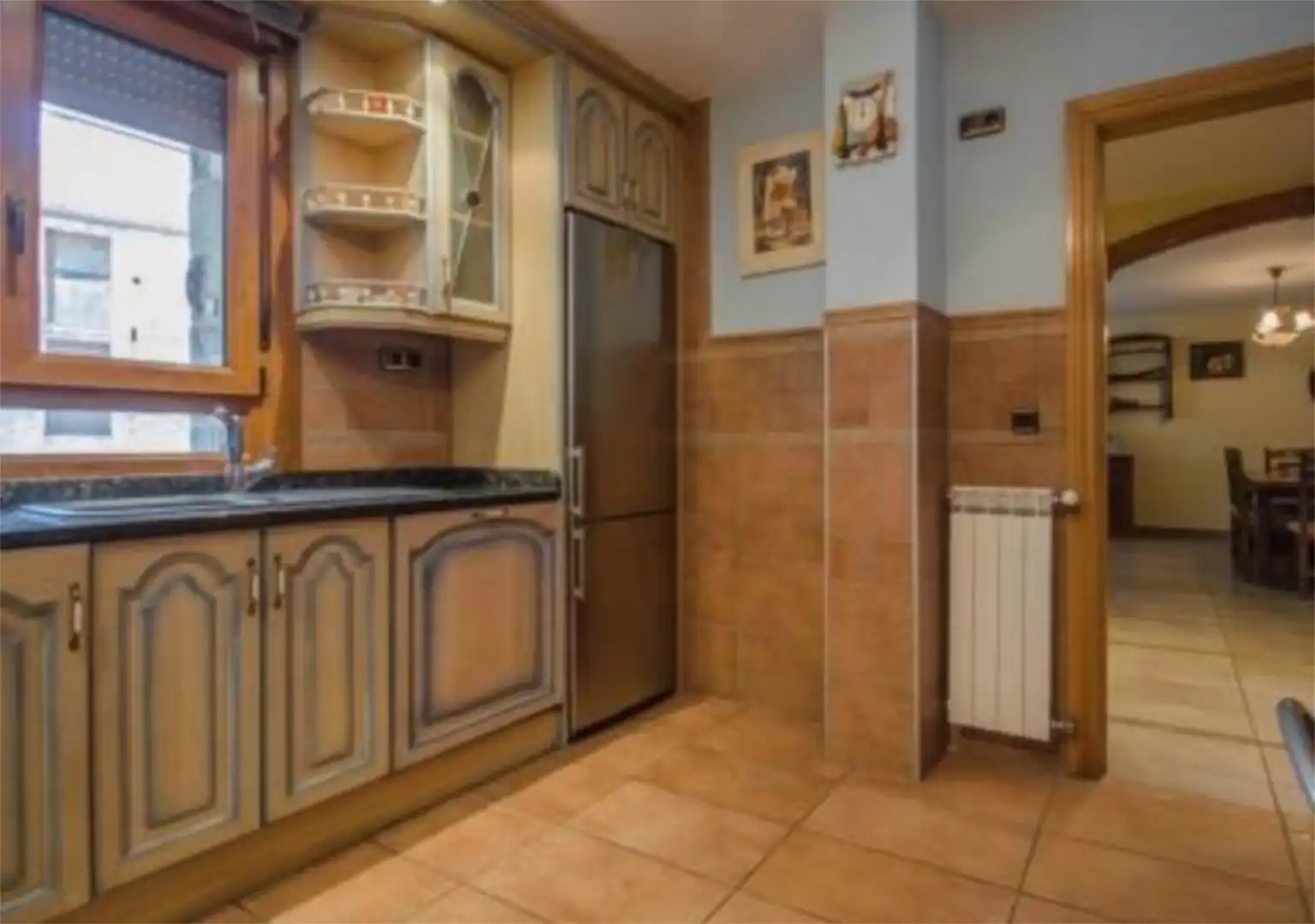 Houses for sale in Calle Endina Larrés, 5, Sabiñánigo Kitchen of Houses for sale in Sabiñánigo with Air Conditioner, Terrace and Balcony