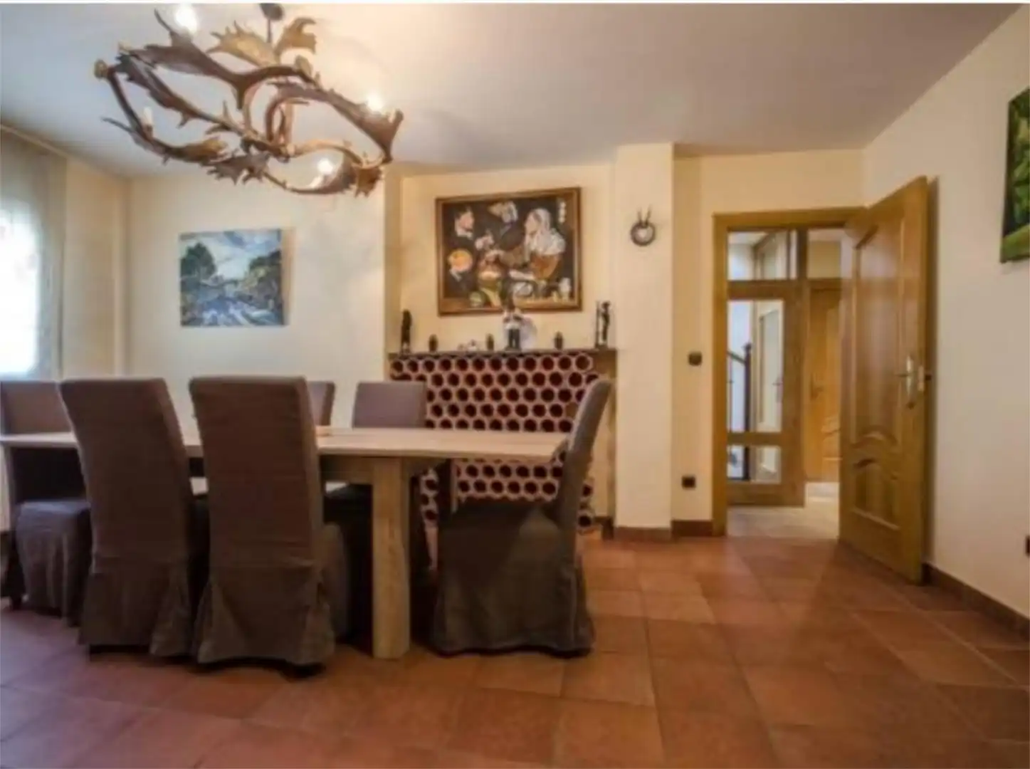 Houses for sale in Calle Endina Larrés, 5, Sabiñánigo Dining room of Houses for sale in Sabiñánigo with Air Conditioner, Terrace and Balcony