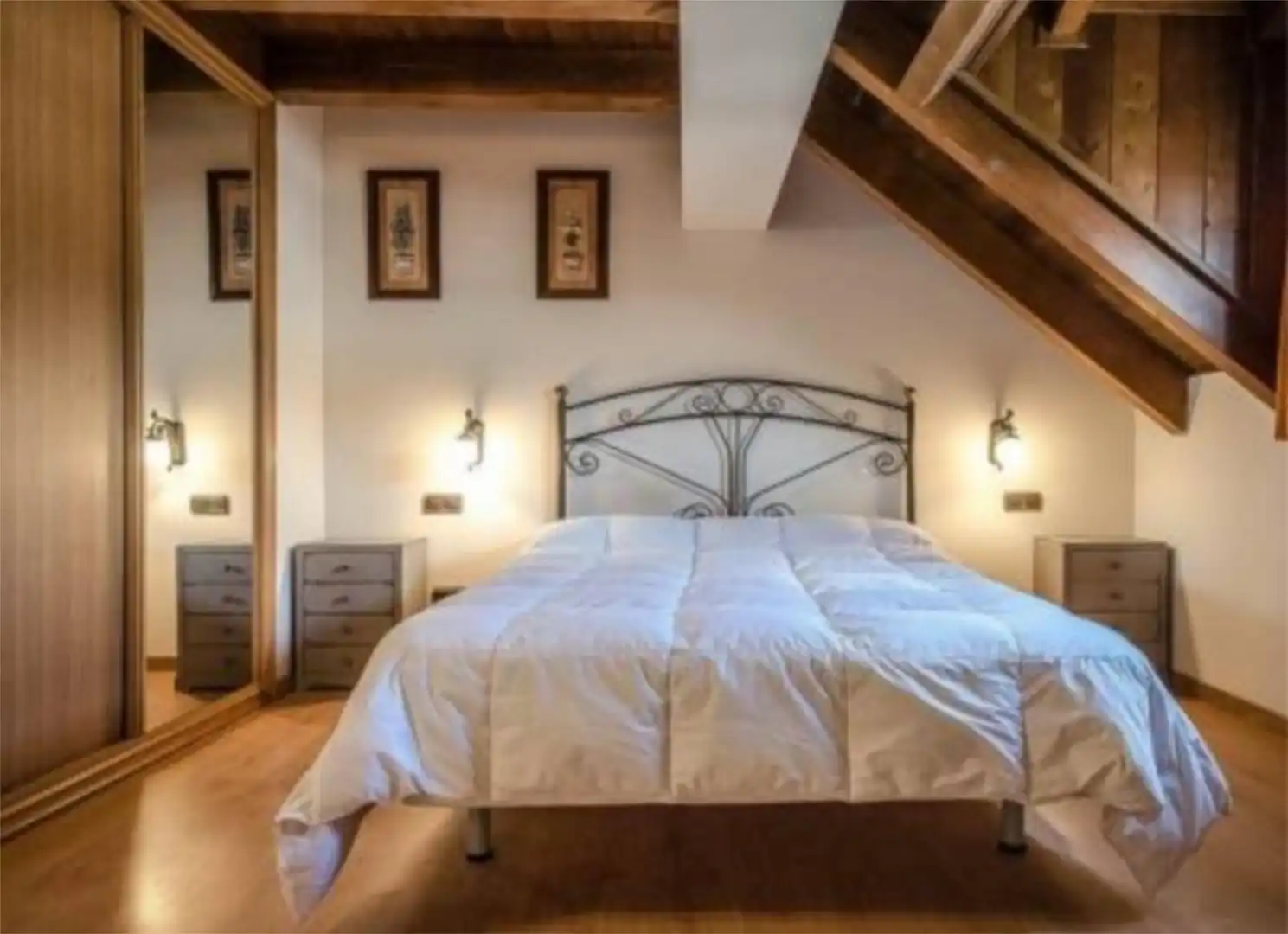Houses for sale in Calle Endina Larrés, 5, Sabiñánigo Bedroom of Houses for sale in Sabiñánigo with Air Conditioner, Terrace and Balcony