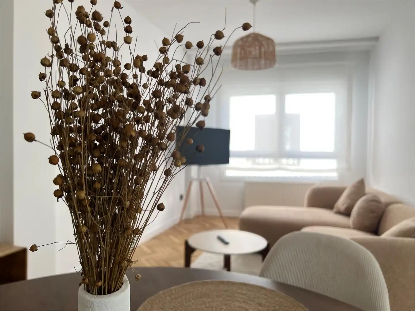 Piso en venta en Centro Sala de estar de Piso en venta en Soria Capital con Calefacción, Parquet y Terraza
