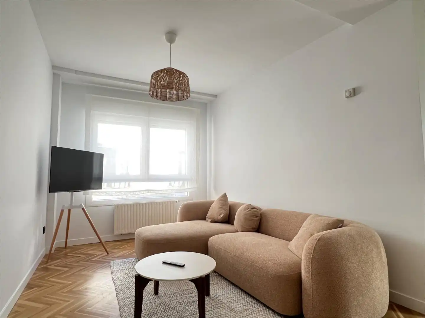 Piso en venta en Centro Sala de estar de Piso en venta en Soria Capital con Calefacción, Parquet y Terraza