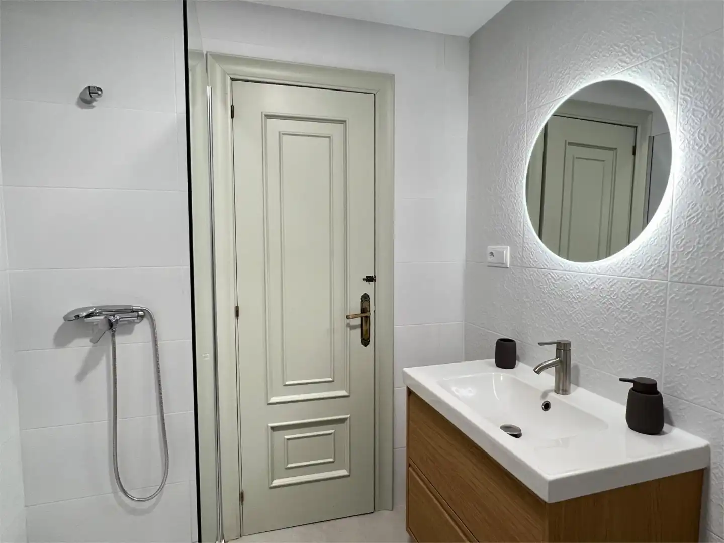 Piso en venta en Centro Baño de Piso en venta en Soria Capital con Calefacción, Parquet y Terraza