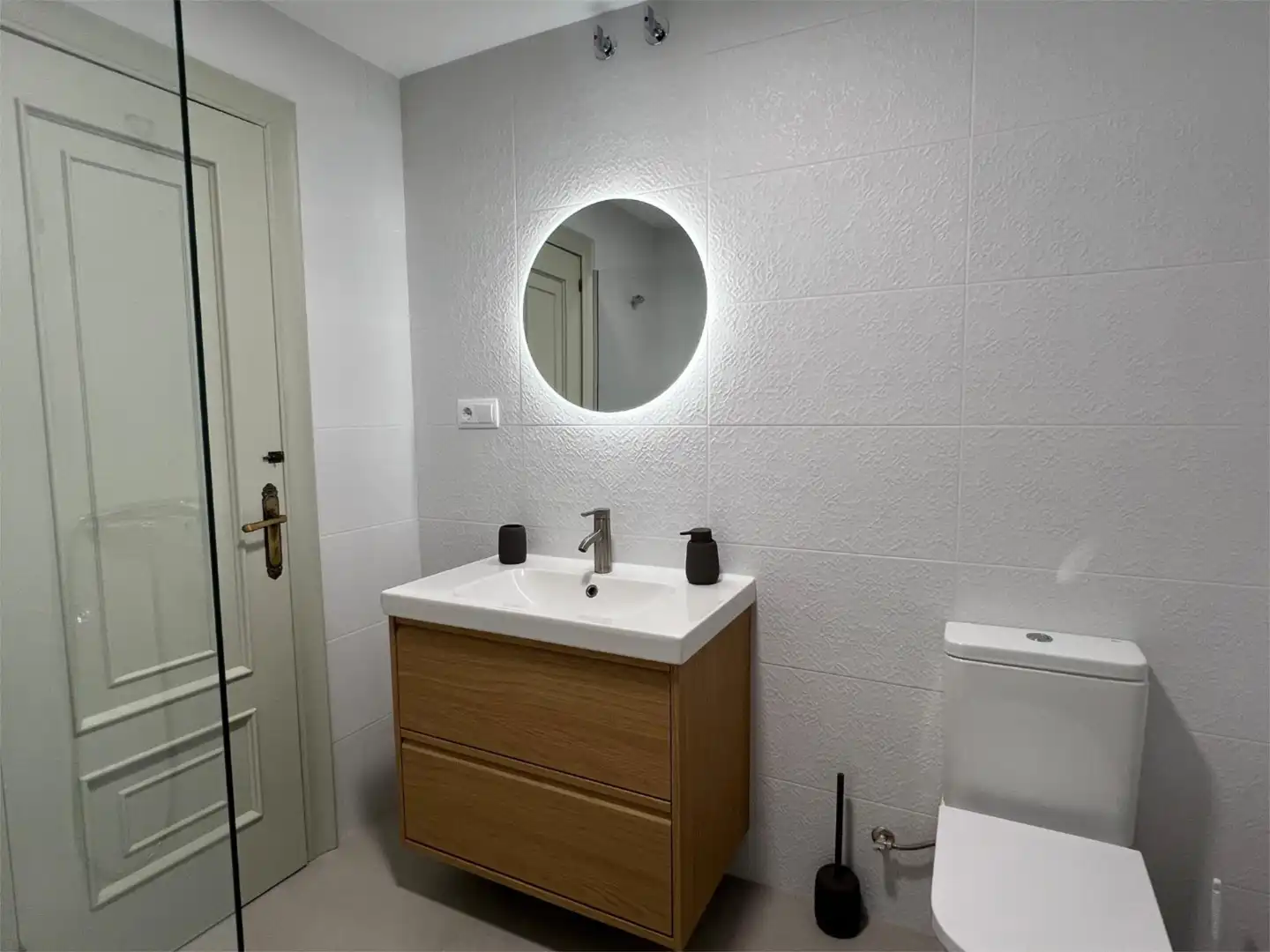 Piso en venta en Centro Baño de Piso en venta en Soria Capital con Calefacción, Parquet y Terraza