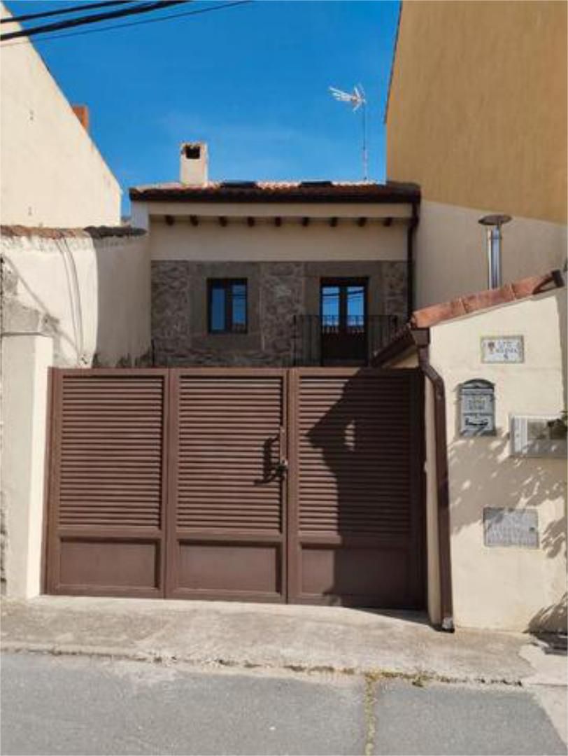 Exterior view of House or chalet for sale in Navalmoral