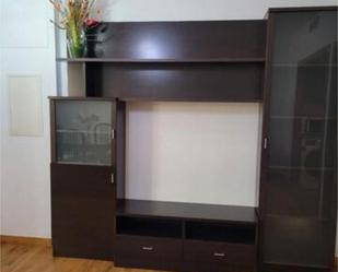 Dormitori de Apartament de lloguer en Montilla amb Calefacció, Terrassa i Moblat