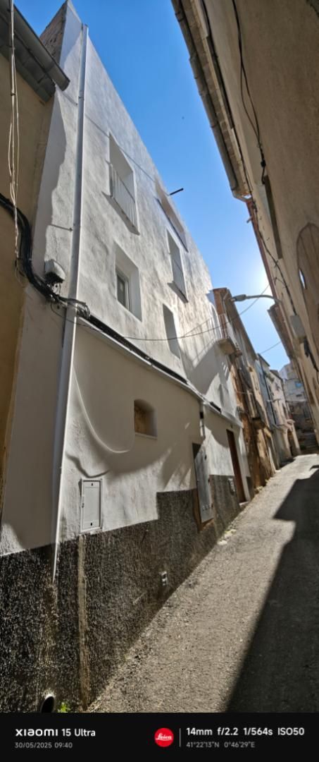 Vista exterior de Casa adosada en venda en Juncosa amb Traster i Balcó