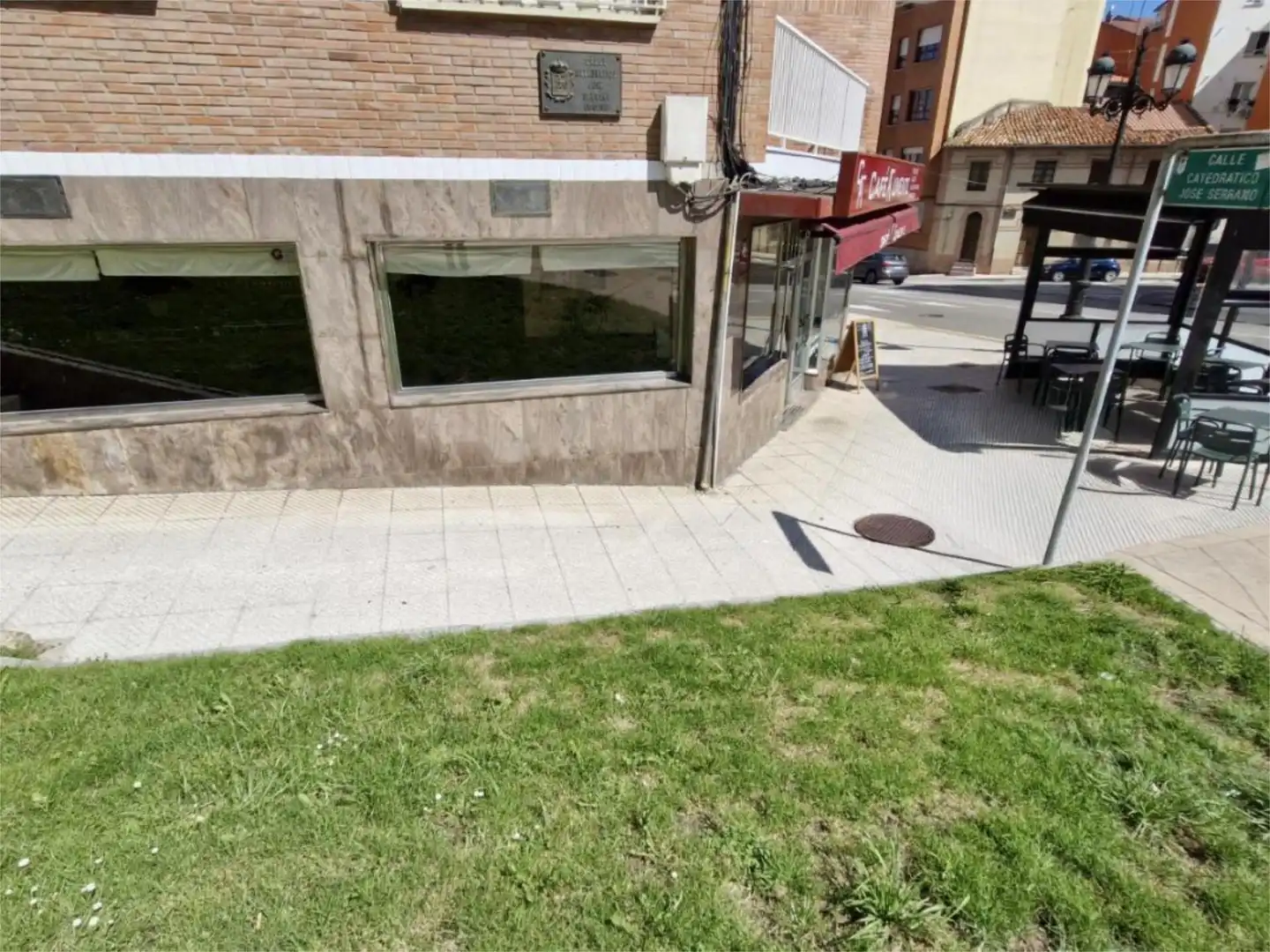 Exterior view of Commercial properties for sale in Oviedo   with Air Conditioner, Heating and Furnished