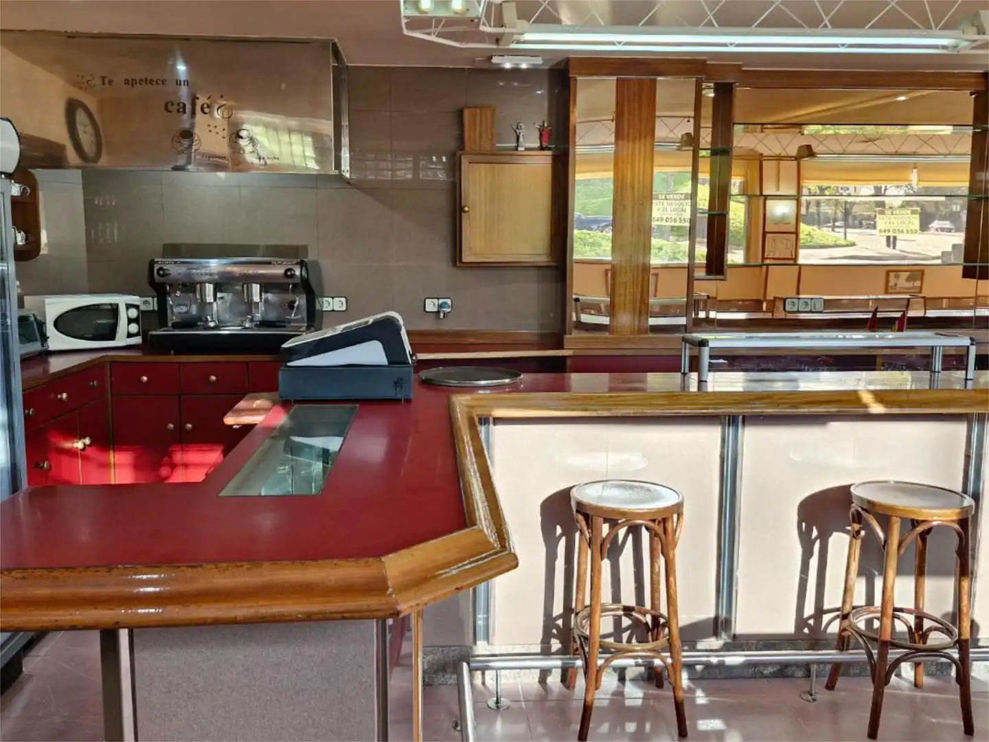 Commercial properties for sale in Oviedo   with Air Conditioner, Heating and Furnished