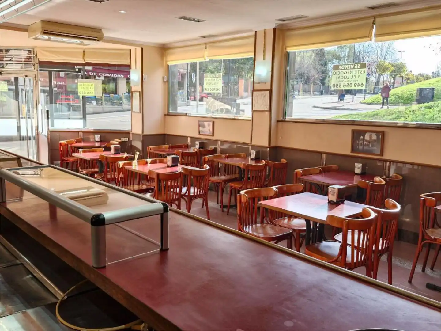 Commercial properties for sale in Oviedo   with Air Conditioner, Heating and Furnished