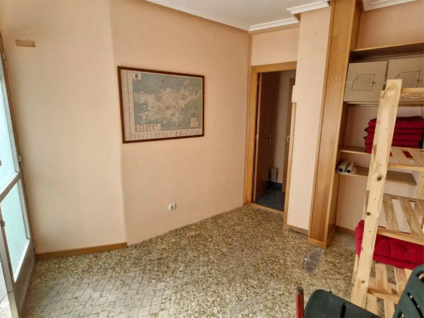 Commercial properties for sale in Oviedo   with Air Conditioner, Heating and Furnished