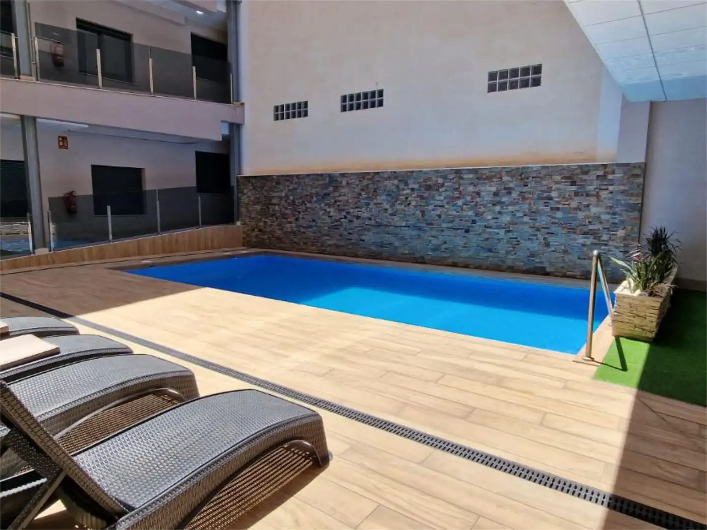 Flat for sale in Calle San Pascual, 163, Centro - Muelle Pesquero Swimming pool of Flat for sale in Torrevieja with Air Conditioner, Heating and Terrace