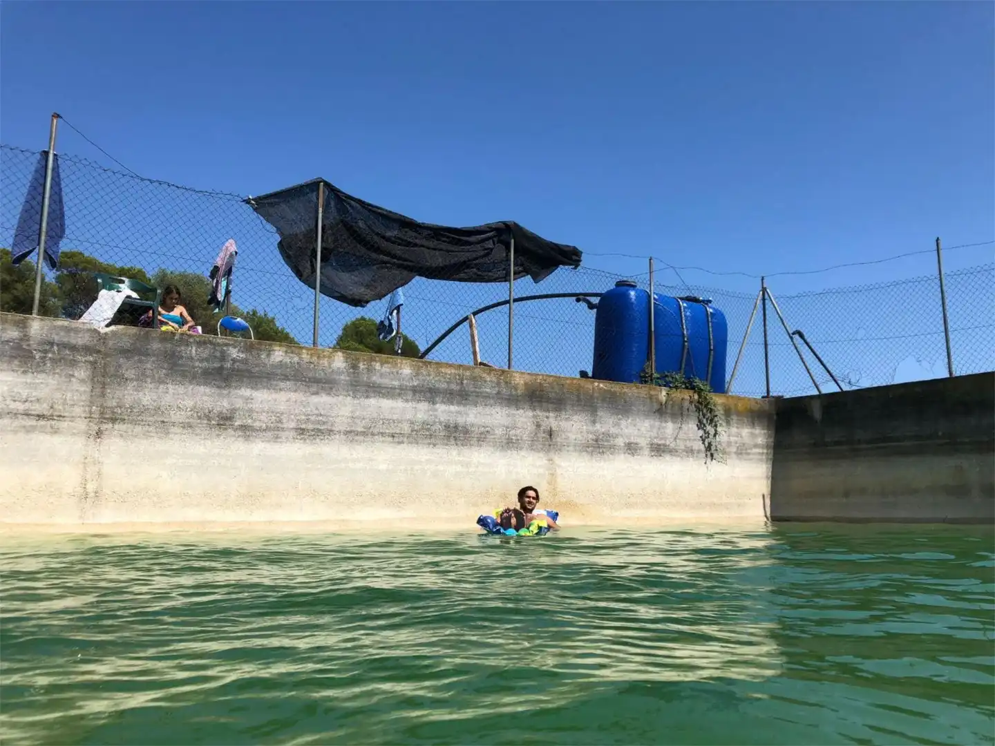 Schwimmbecken von Nicht bebaubares Gelände zum Verkauf in Caldes de Montbui