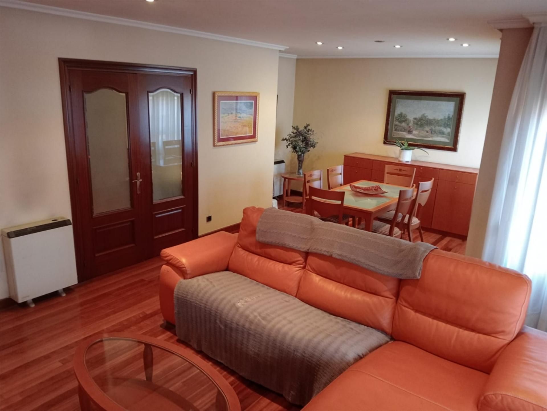 Living room of Flat for sale in Bilbao   with Parquet flooring, Storage room and Furnished