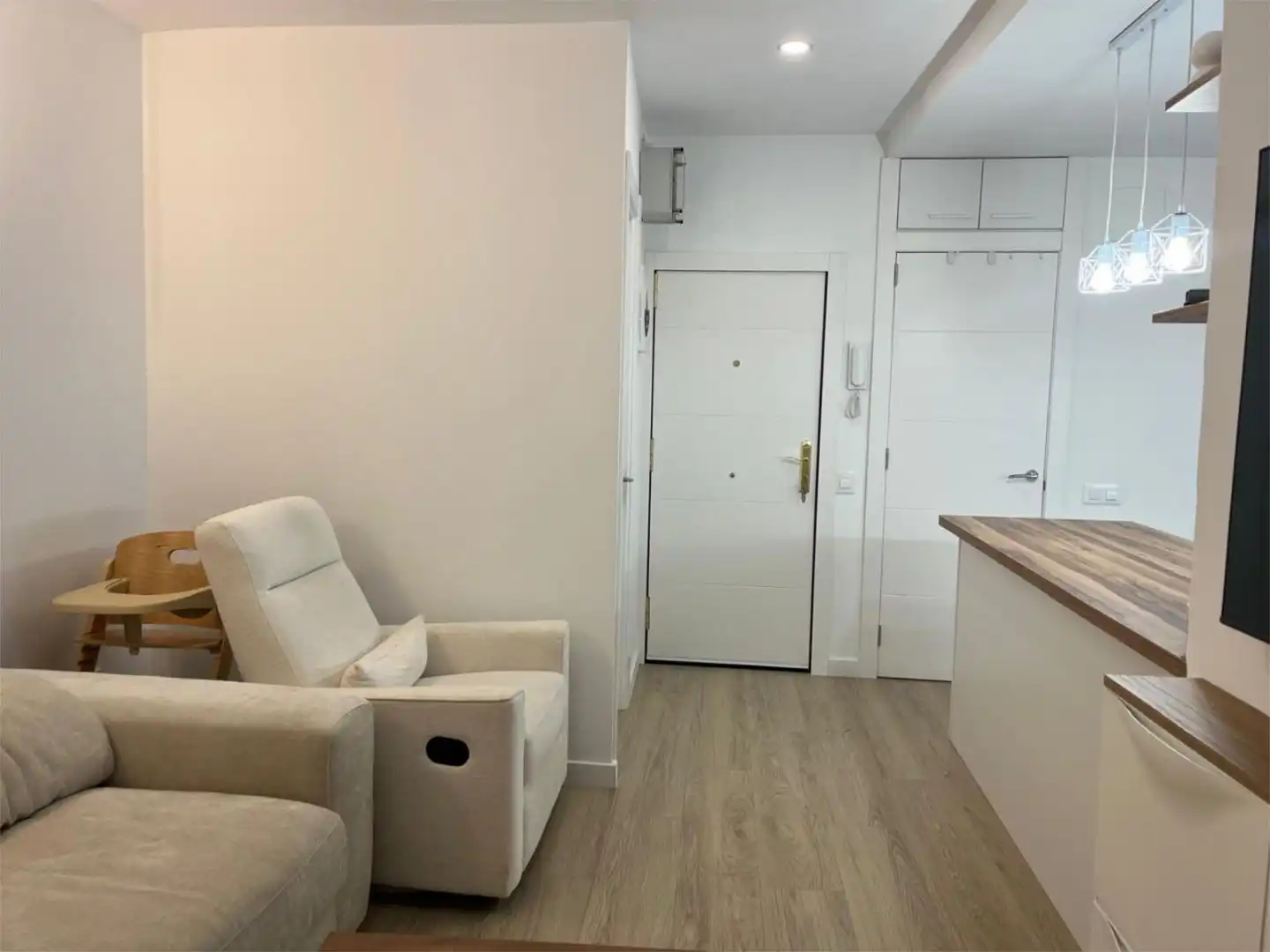 Piso de alquiler en Carrer Nou de la Rambla, 93, El Raval Piso de alquiler en Carrer Nou de la Rambla, 93, El Raval