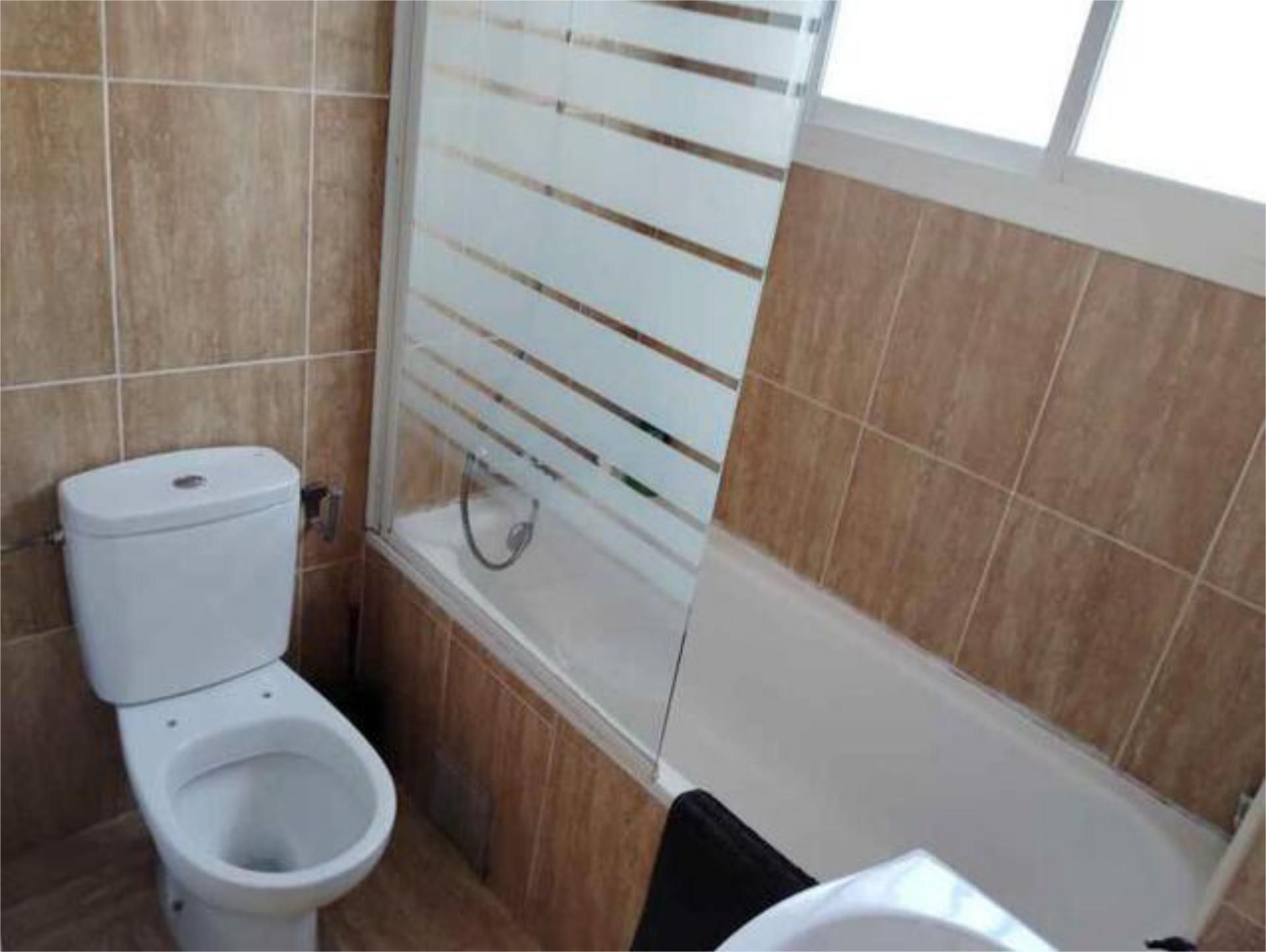 Bathroom of Apartment for sale in Torrox