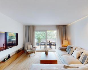 Living room of Flat to rent in Marbella  with Air Conditioner, Terrace and Storage room