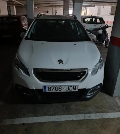 Foto 1 de Garaje de alquiler en Carrer Manuel Roca I Guàrdia, 71, El Barato, Barcelona