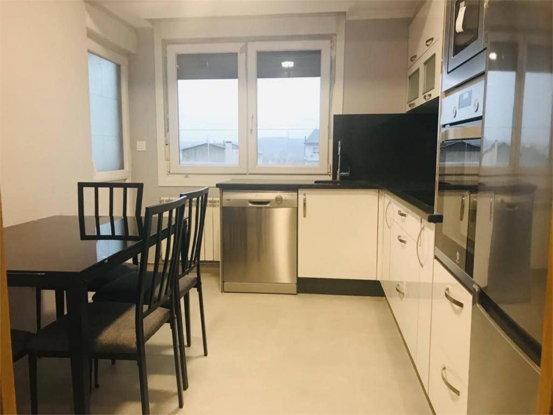Flat to rent in Rúa Gran Vía, 117, Carballo