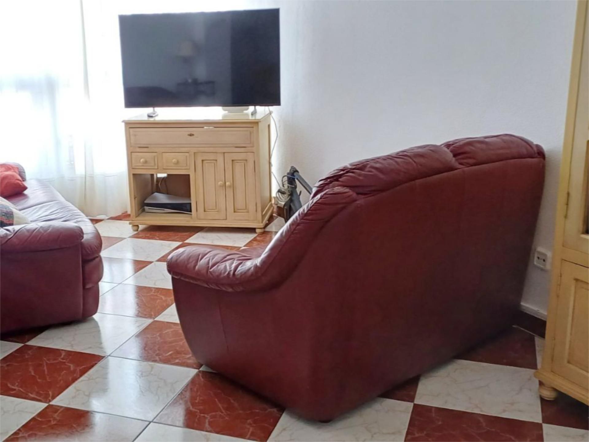 Living room of Flat for sale in  Sevilla Capital  with Air Conditioner and Storage room