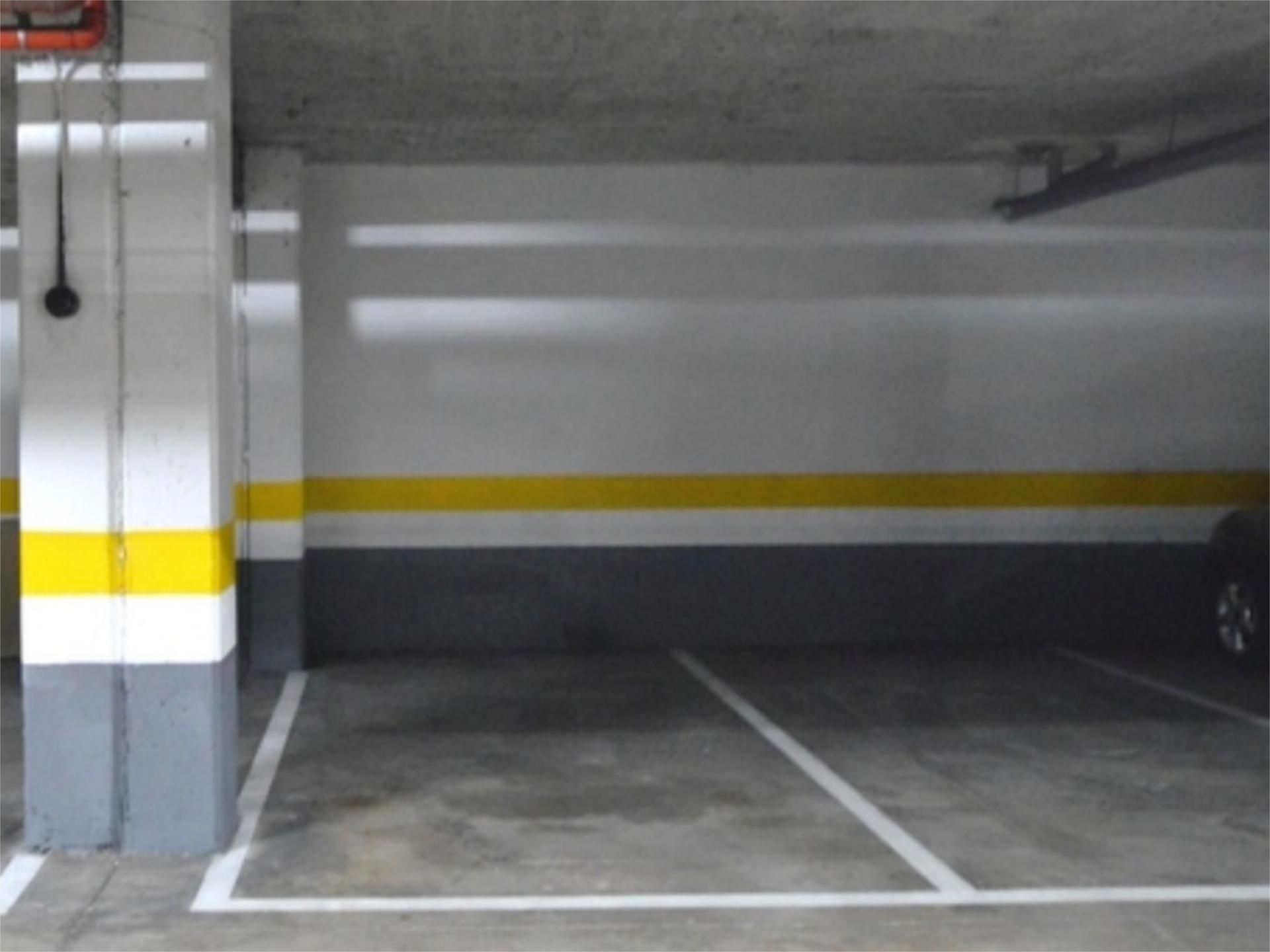 Parking of Garage to rent in Plasencia