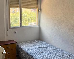 Bedroom of Apartment to share in  Sevilla Capital  with Air Conditioner, Terrace and Furnished