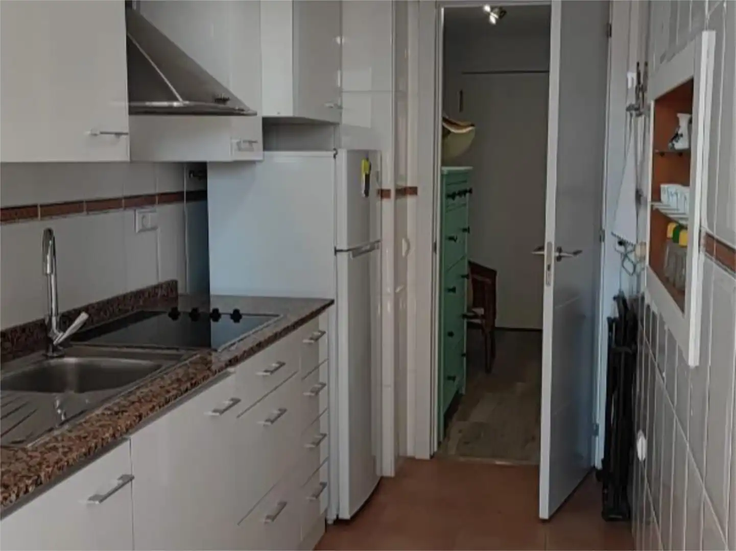 Cocina de Piso de alquiler en Benidorm con Aire acondicionado, Calefacción y Jardín privado