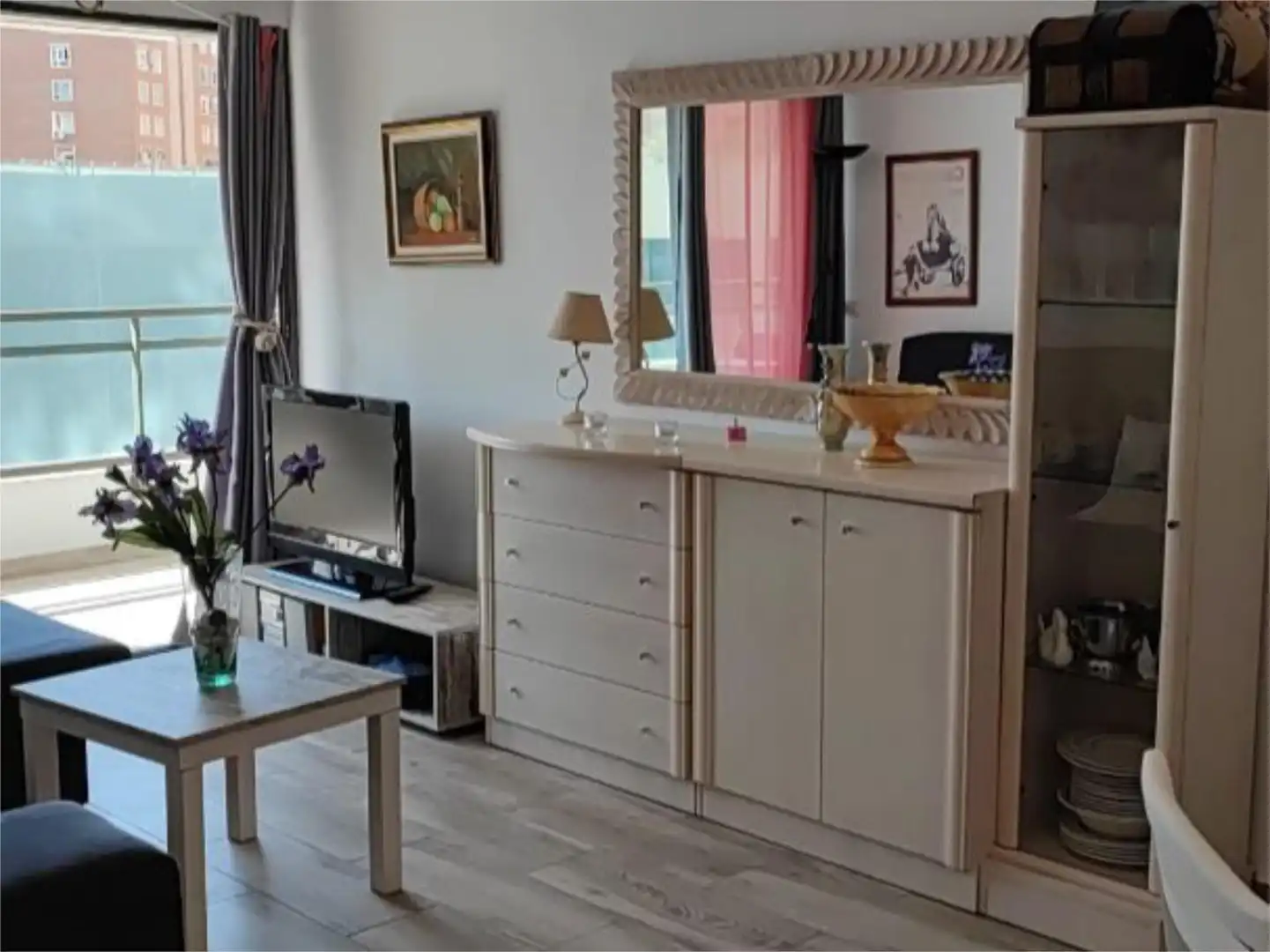 Habitación de Piso de alquiler en Benidorm con Aire acondicionado, Calefacción y Jardín privado