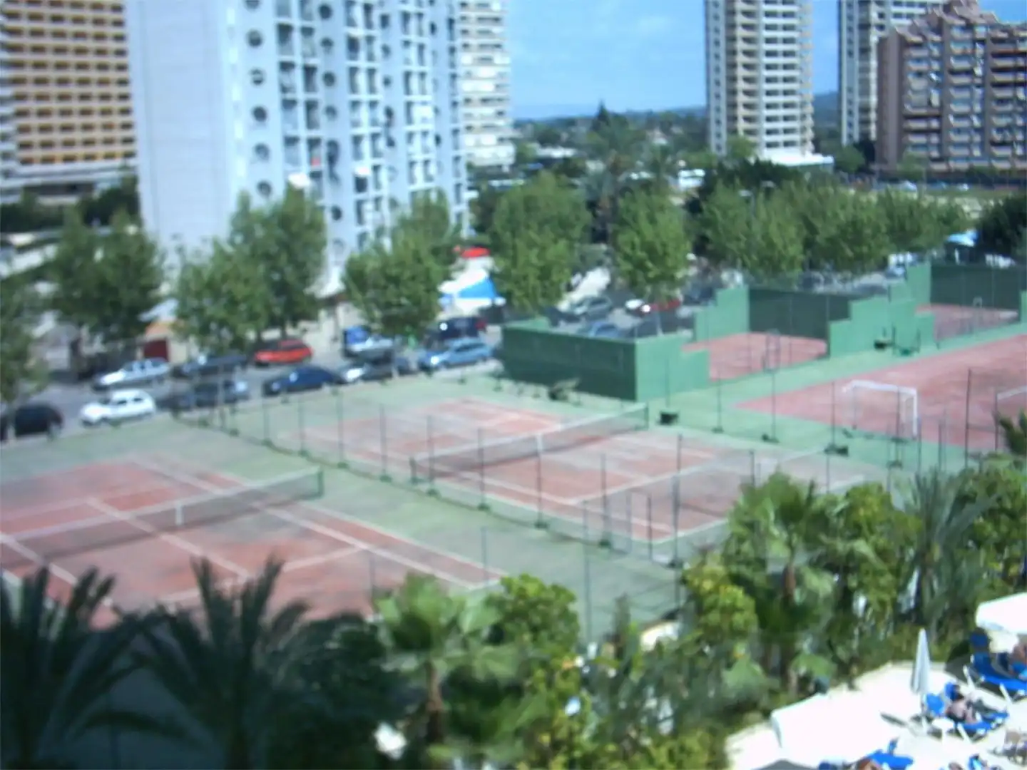 Vista exterior de Piso de alquiler en Benidorm con Aire acondicionado, Calefacción y Jardín privado