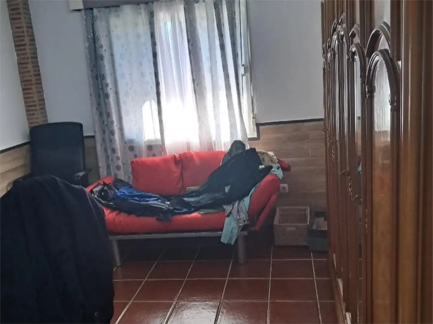 Pis en venda a Calle Pozo Rancon, 6, Navalmoral de la Mata Dormitori de Pis en venda en Navalmoral de la Mata amb Aire condicionat, Calefacció i Jardí privat