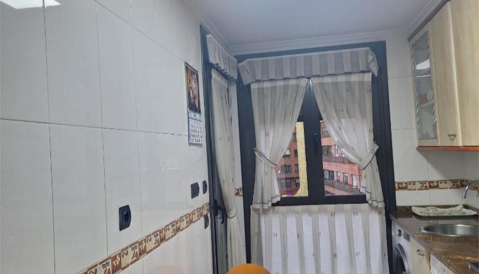 Pis de lloguer a Calle Carlos Asensio Bretones, 33, Santo Domingo - El Campillín, Asturias - imatge 1 Foto 1 de Pis de lloguer a Calle Carlos Asensio Bretones, 33, Santo Domingo - El Campillín, Asturias