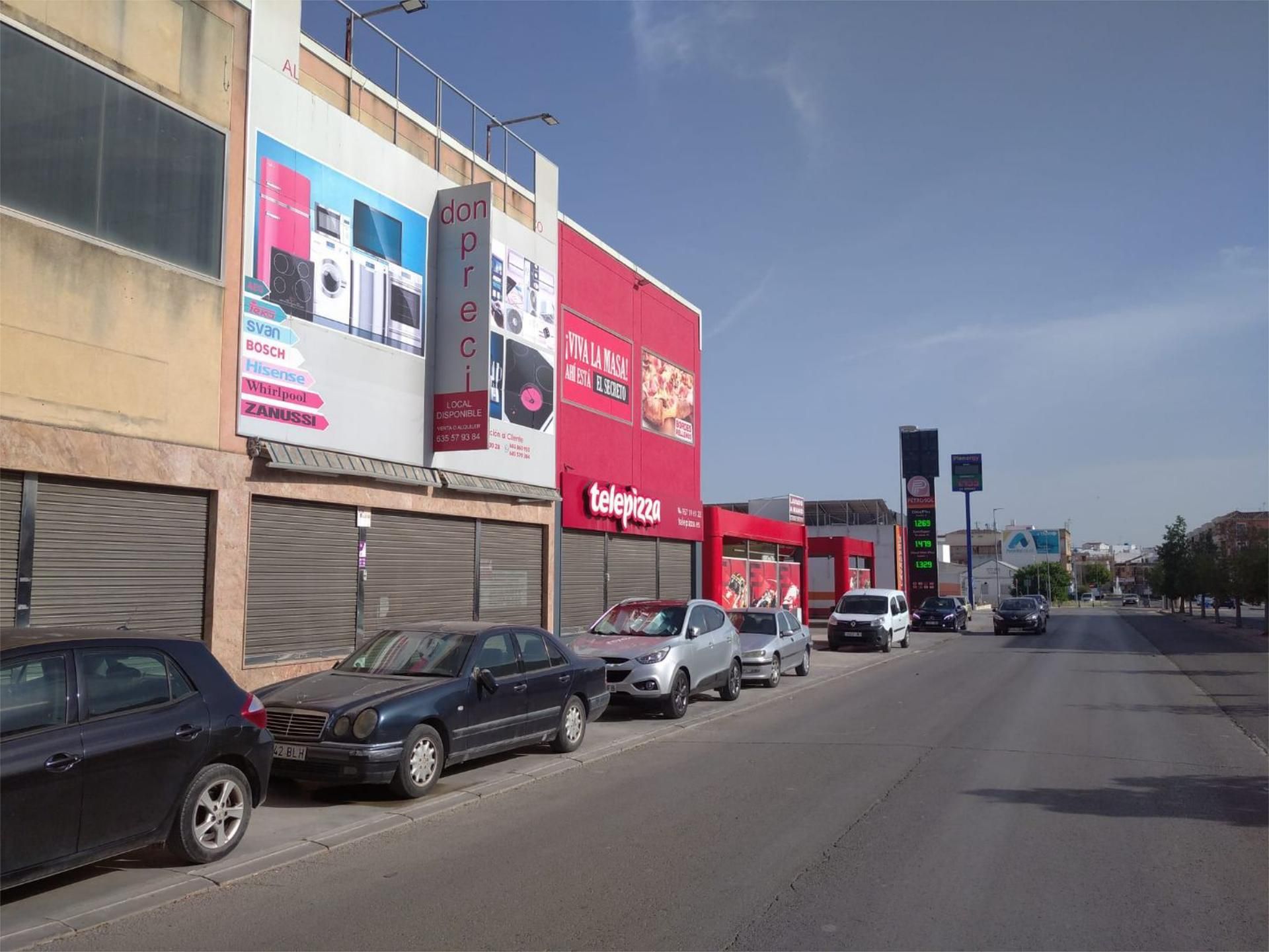 Nau industrial en venda en Puente Genil