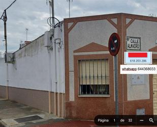 Vista exterior de Casa adosada en venda en Montijo