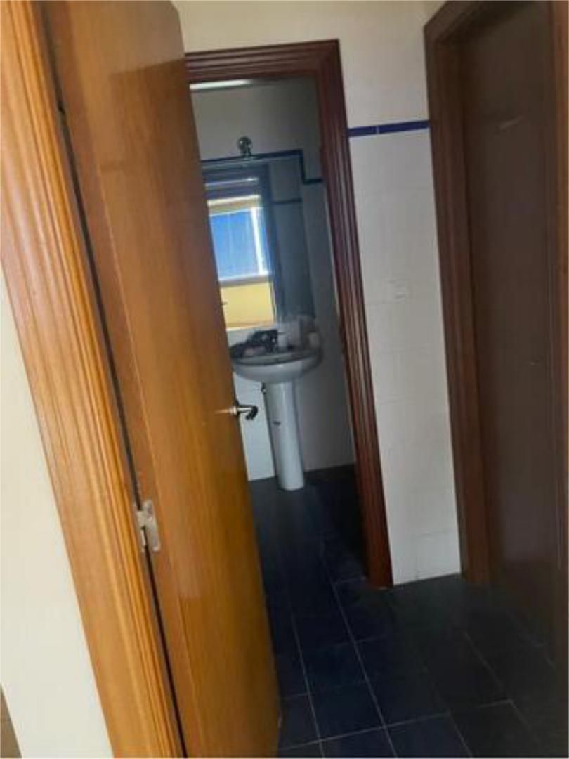 Bathroom of Office to rent in Valladolid Capital  with Air Conditioner