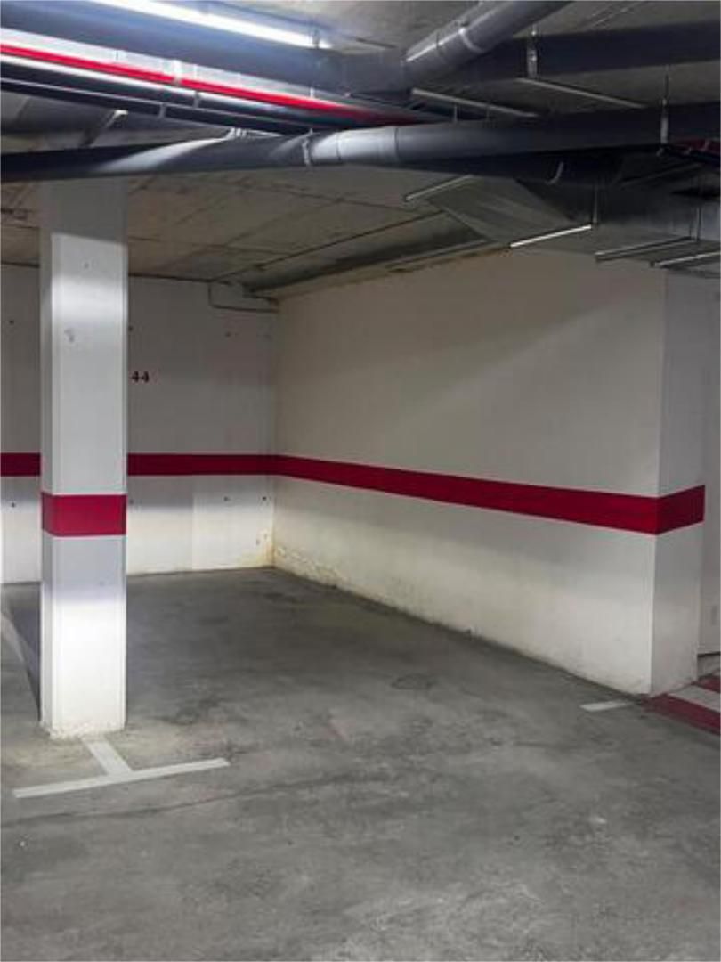 Parking of Garage to rent in Estepona