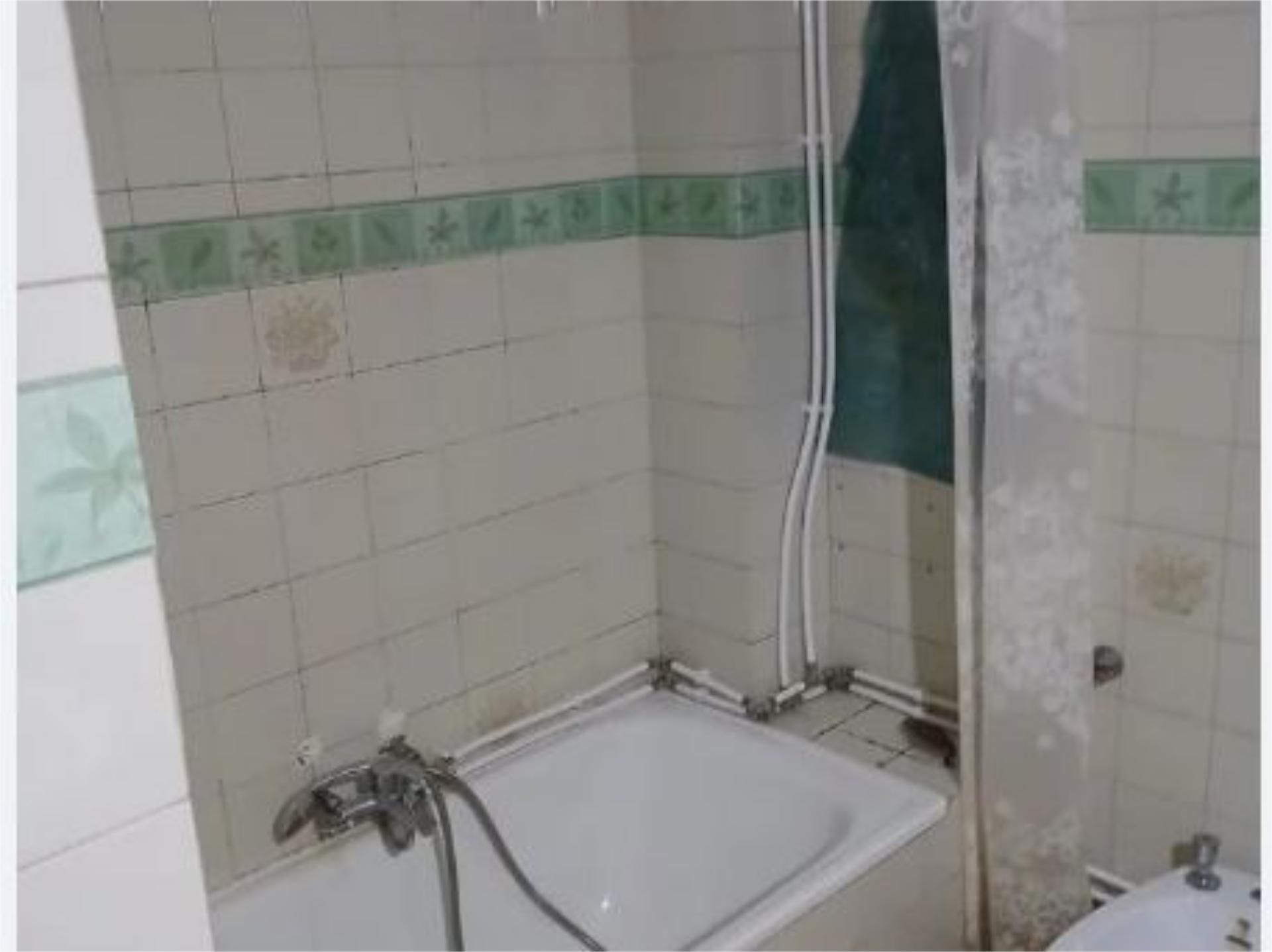Bany de Pis en venda en Badajoz Capital amb Balcó