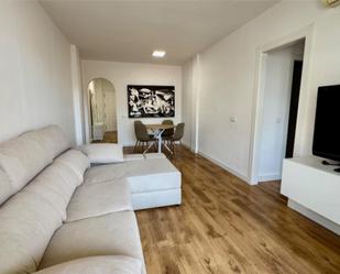 Sala d'estar de Pis en venda en Mijas amb Aire condicionat, Terrassa i Piscina