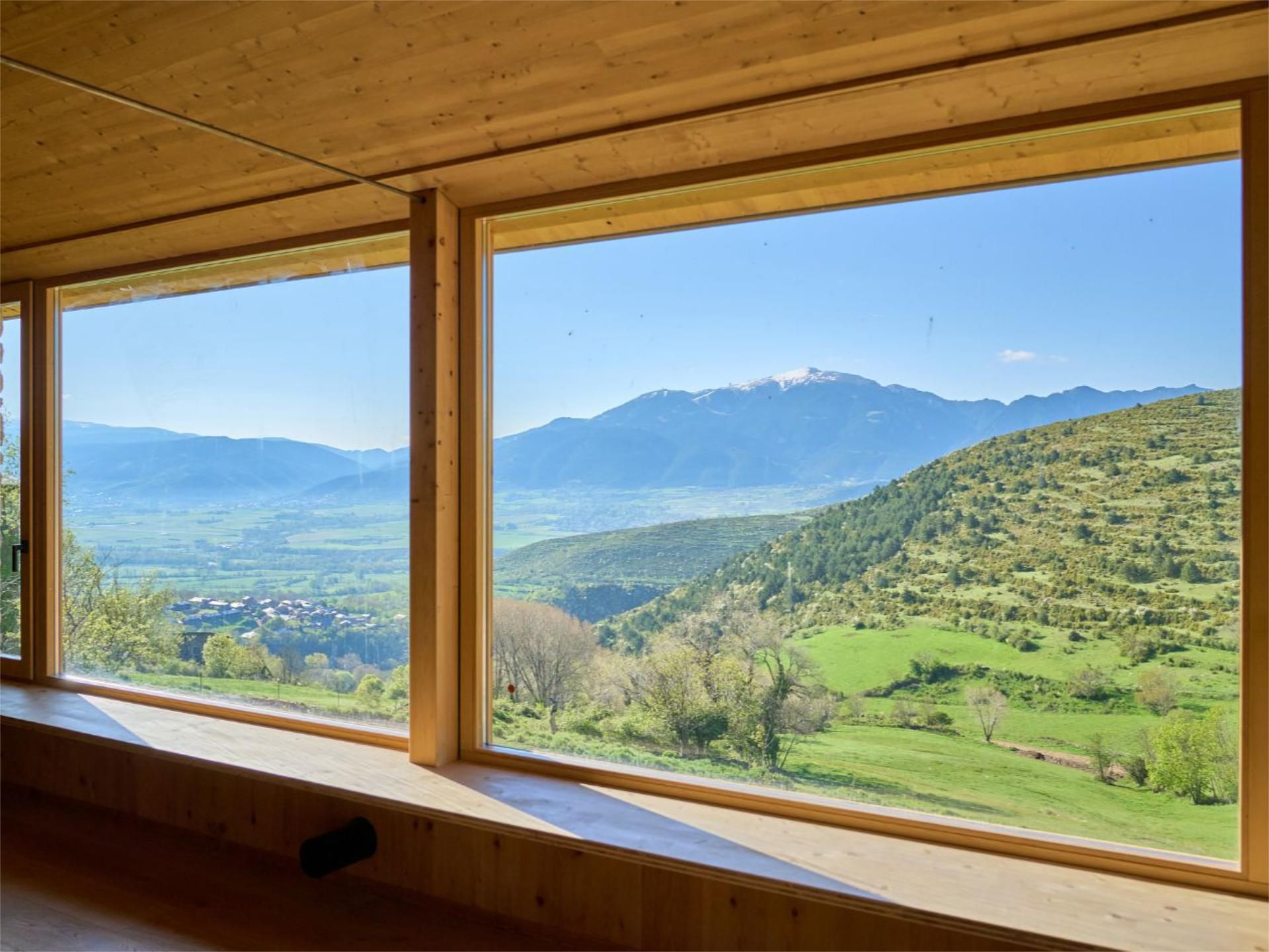 Dormitori de Casa o xalet en venda en Bellver de Cerdanya amb Terrassa, Piscina i Balcó