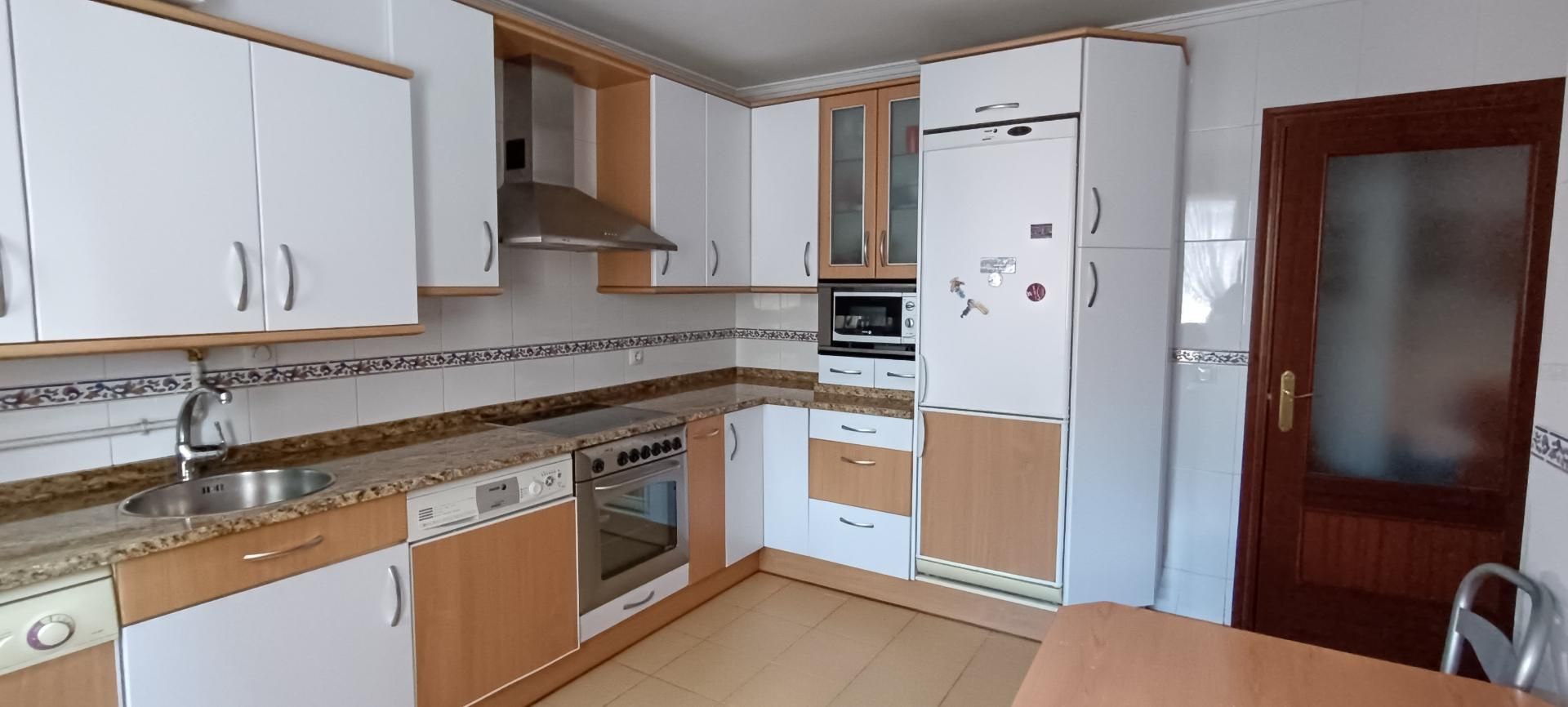 Kitchen of Duplex for sale in Alegría-Dulantzi