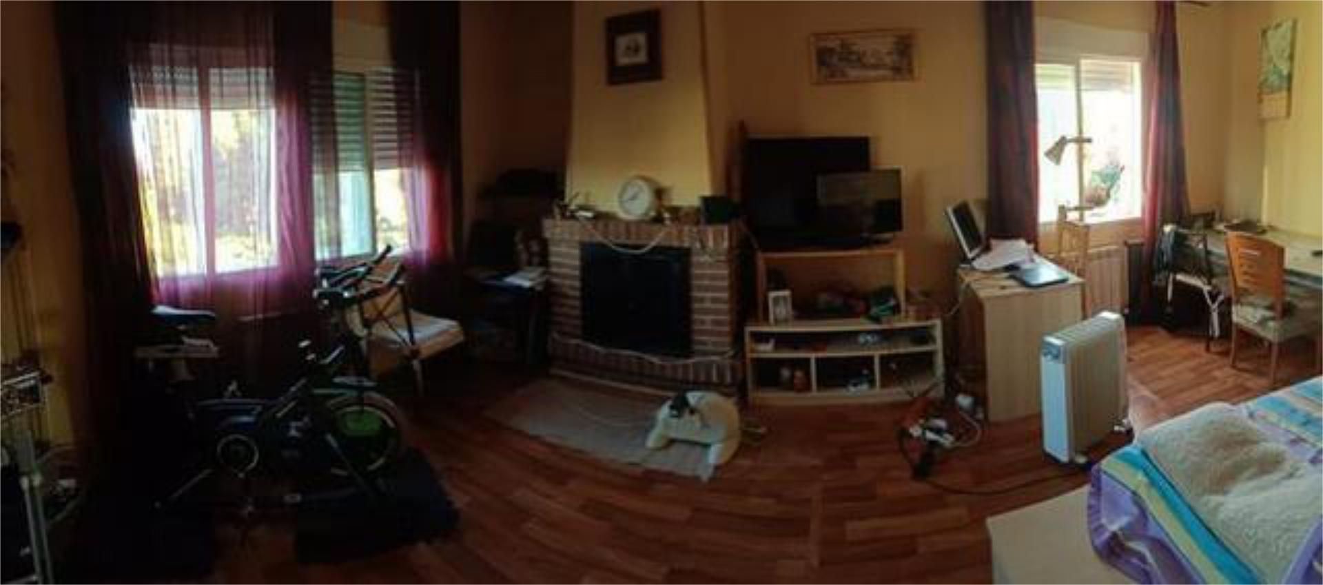 Living room of Single-family semi-detached for sale in Pedrezuela