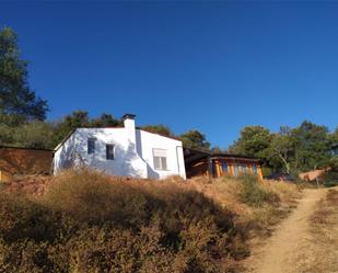 Vista exterior de Finca rústica en venda en Alburquerque amb Jardí privat, Parquet i Terrassa