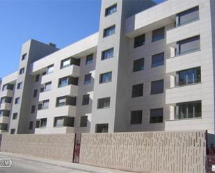Exterior view of Flat to rent in  Madrid Capital  with Air Conditioner, Parquet flooring and Storage room
